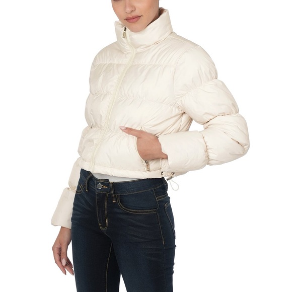 😻😻😻Puffer Jacket in Black😻😻😻 - Picture 4 of 6